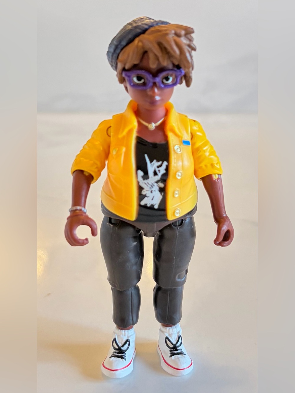 TMNT Teenage Mutant Ninja Turtles – Mutant Mayhem April O’Neil Figure Playmates